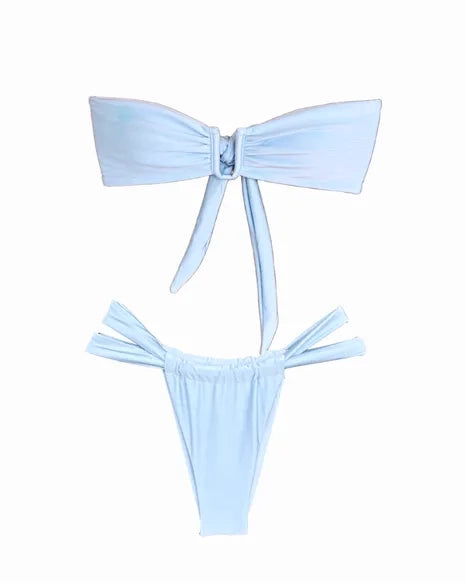 Bikini azul claro brillante